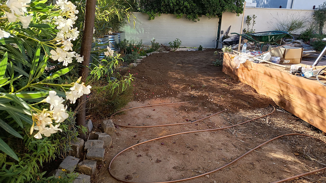 chantier-avant-2-paysagiste-la-grande-motte copie